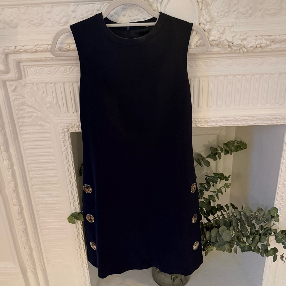 Classic cocktail dress with pendants and pleating in back! (Size XS)